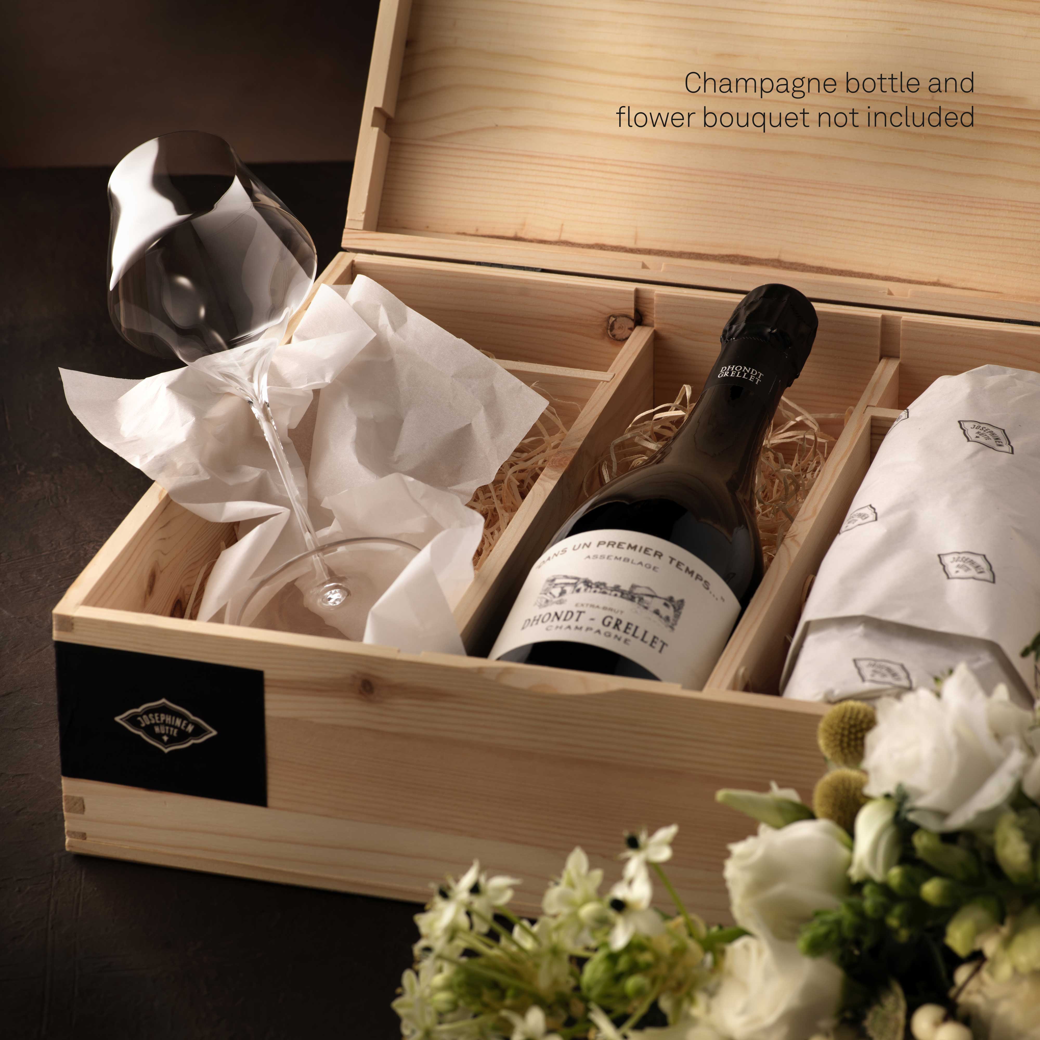 josephinenh-tte-josephine-hochzeitsbox-holzbox-mit-2-champagnergl-sern-karte-und image 2