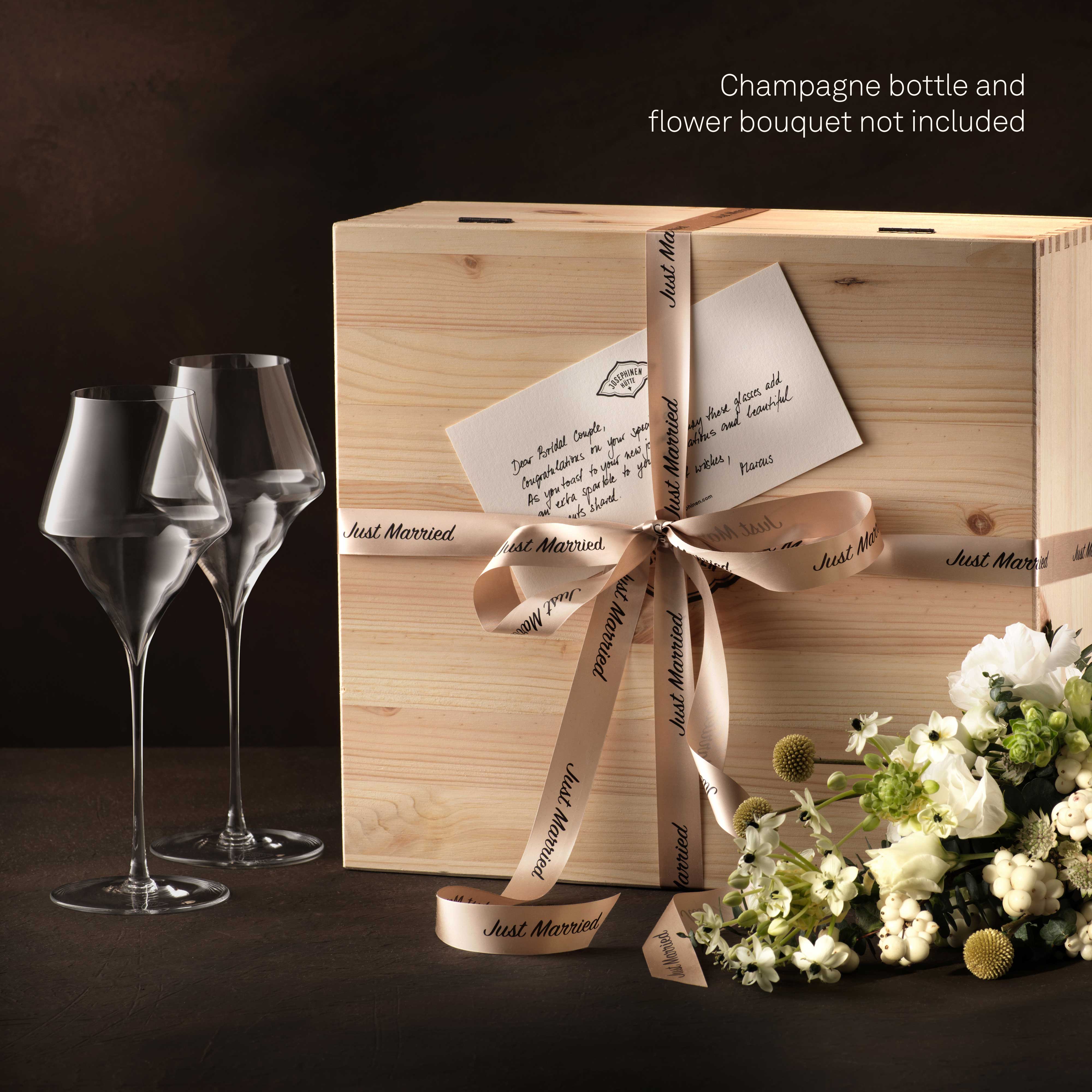 josephinenh-tte-josephine-hochzeitsbox-holzbox-mit-2-champagnergl-sern-karte-und image 1