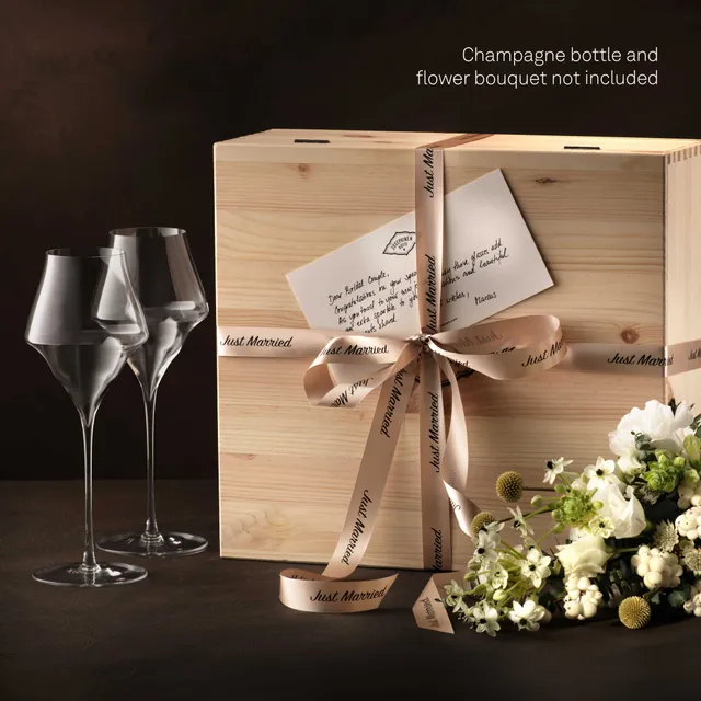 josephinenh-tte-josephine-hochzeitsbox-holzbox-mit-2-champagnergl-sern-karte-und image 1